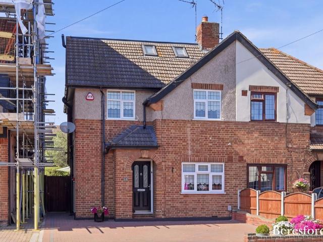 House for sale in Harold Wood, Greater London