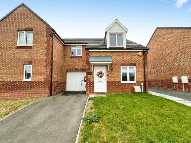 House for sale in Healey, Irwell Vale