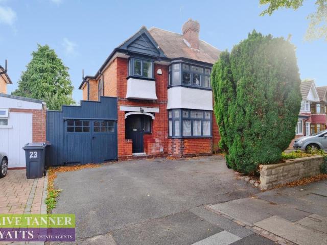 House for sale in Hall Green, West Midlands