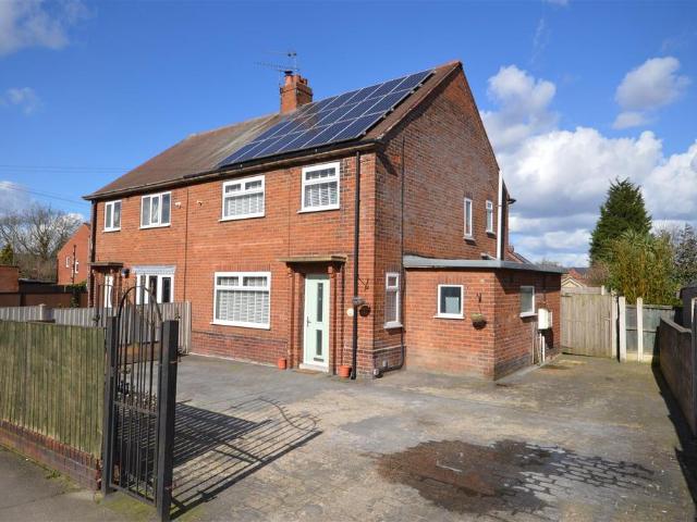 House for sale in Purston Jaglin, West Yorkshire