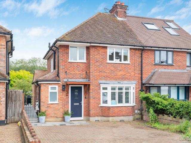 House for sale in Five Acres, Hertfordshire
