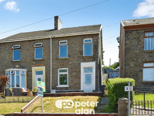House for sale in Cimla, Neath