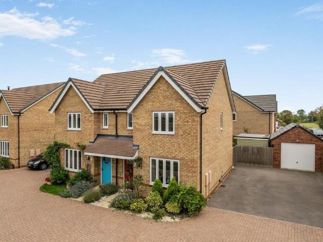 House for sale in Poppy Fields, Lower Stondon