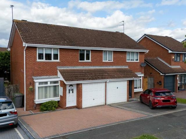 House for sale in Snapes Green, West Midlands