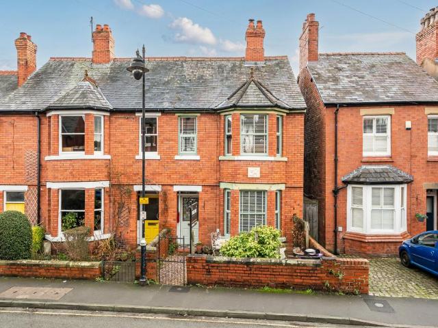 House for sale in Oswestry, Shropshire