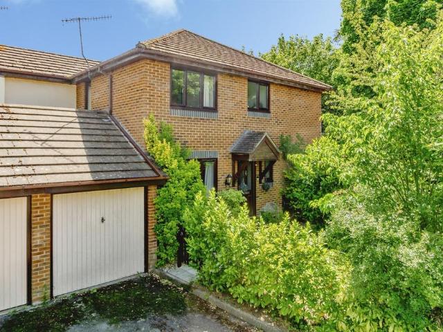 House for sale in Red Hill, Surrey