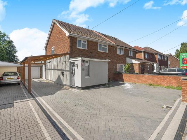 House for sale in Lower Halliford, Surrey