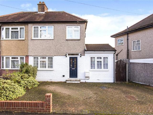 House for sale in Ickenham, Greater London