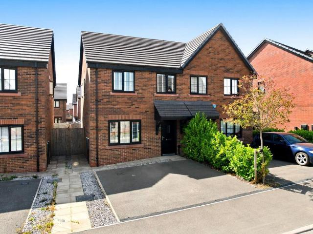 House for sale in Parr Bridge, Wigan