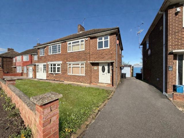 House for sale in Sundon Park, Luton