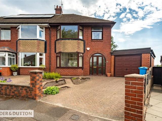 House for sale in Shaw and Crompton, Pendock