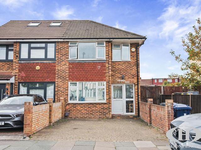 House for sale in London Borough of Ealing, Greater London