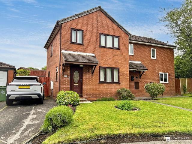 House for sale in Halton