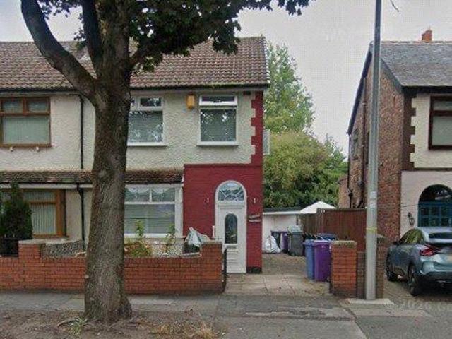 House for sale in Calderstones