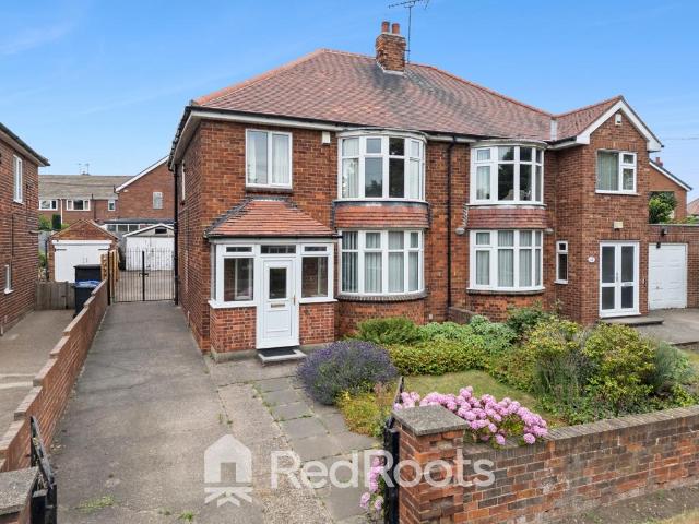 House for sale in Sprotbrough, South Yorkshire
