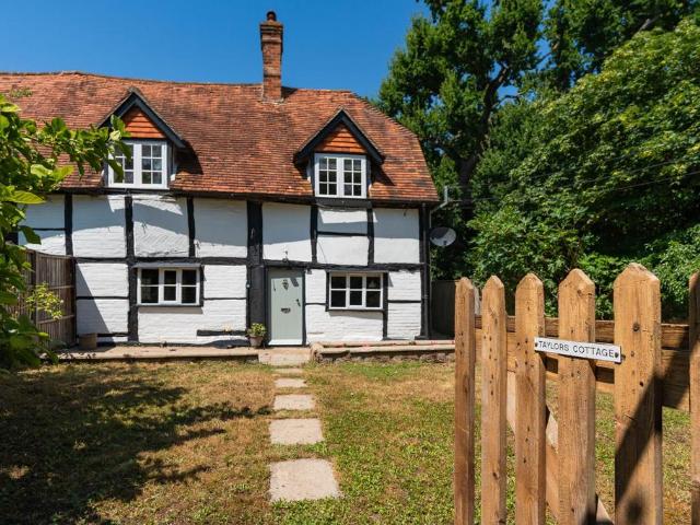 House for sale in Berrick Salome, Oxfordshire