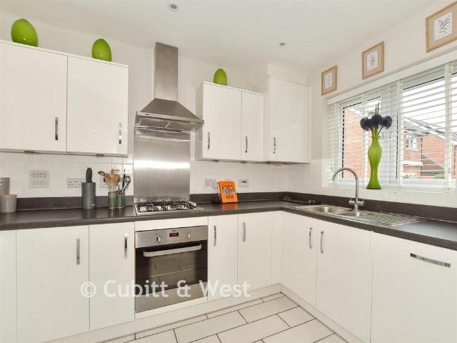 House for sale in Horsham, West Sussex