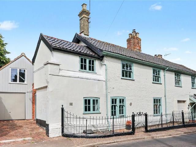 House for sale in Crostwick, Norfolk
