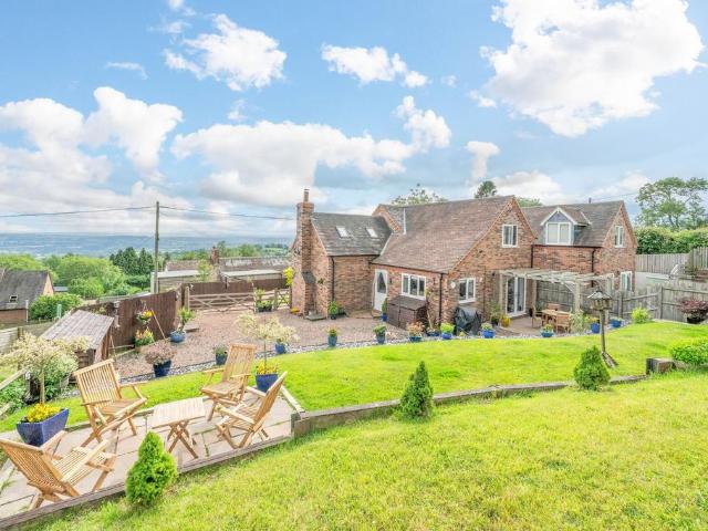 House for sale in Cleehill, Caynham