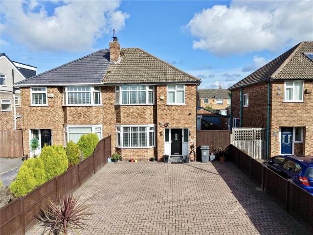 House for sale in Overchurch Hill, Moreton