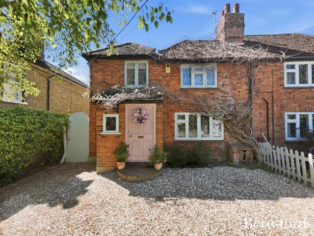 House for sale in Navestock Side, Essex