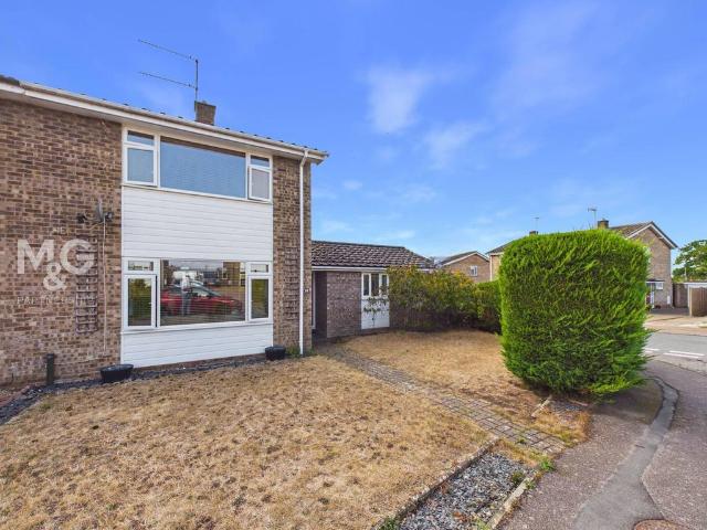 House for sale in Fornham St Martin, West Suffolk
