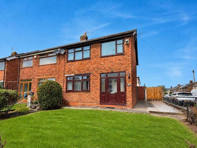 House for sale in Deysbrook, Calderstones