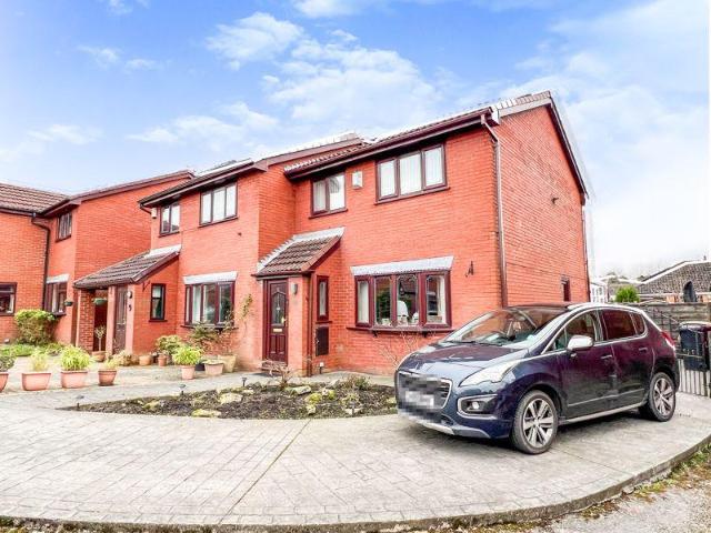 House for sale in Bradshaw, Lee Bank