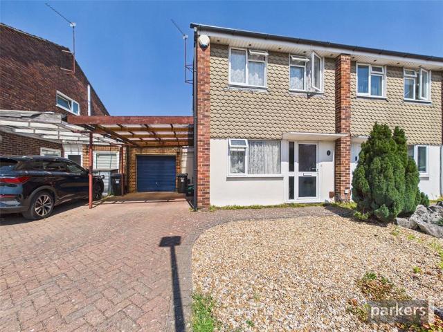 House for sale in Winnersh
