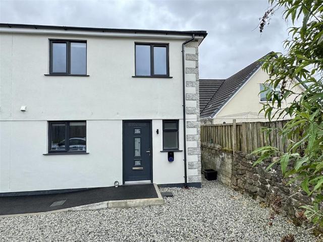 House for sale in St Stephen, Cornwall
