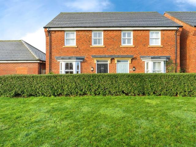 House for sale in Bedford
