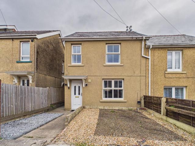 House for sale in Rassau