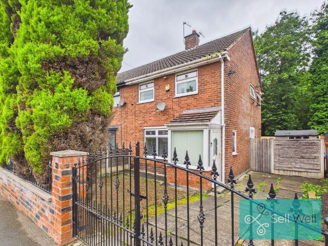 House for sale in Swinton Park, Salford