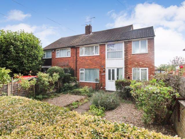 House for sale in Harrowden, Bedford