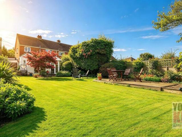 House for sale in Capel-le-Ferne, Dover