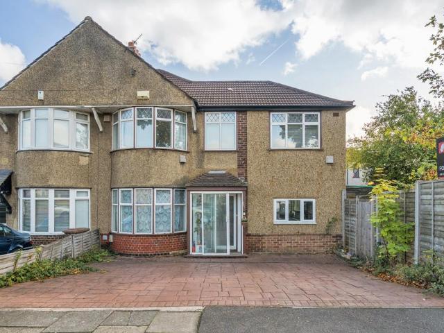 House for sale in London Borough of Bexley, Greater London