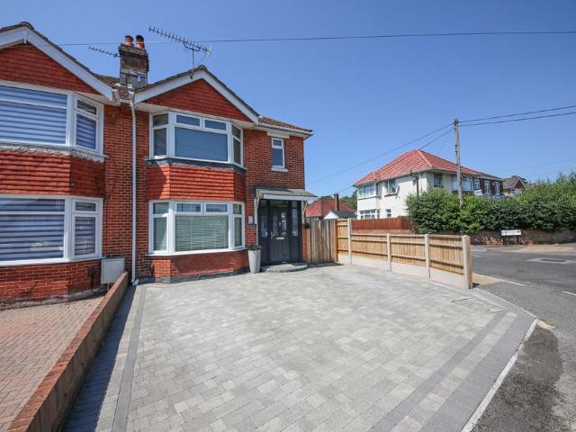 House for sale in Merry Oak, City Of Southampton