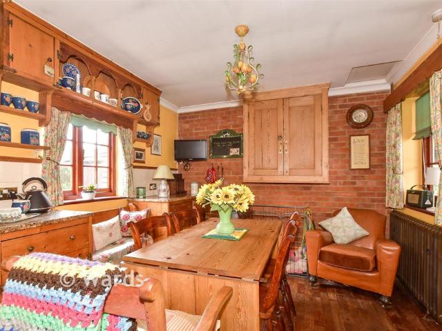 House for sale in The Bridge, Kent