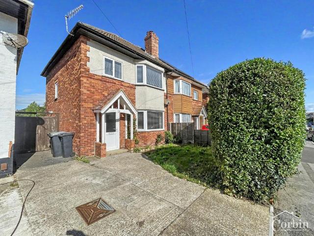 House for sale in Kinson, Bournemouth