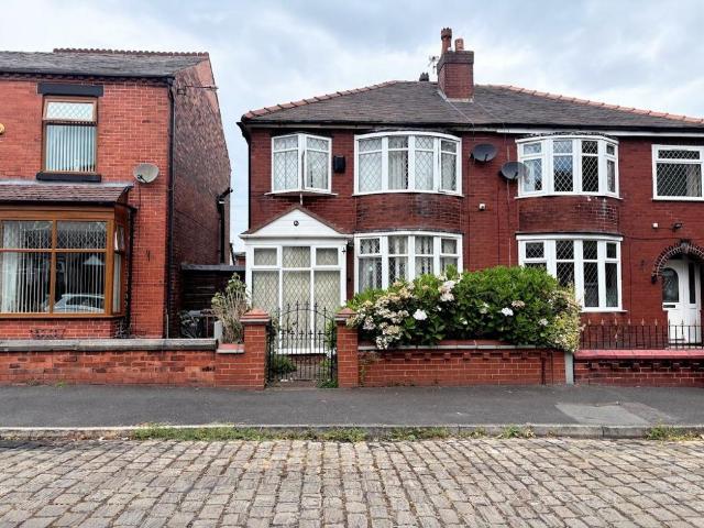 House for sale in Moses Gate, Lee Bank