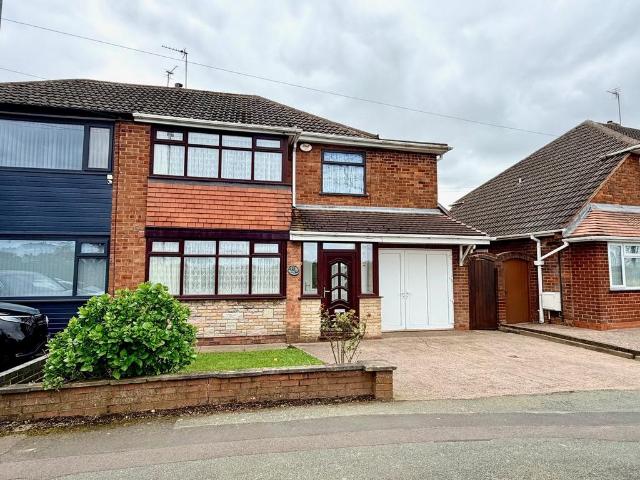 House for sale in Wednesfield, West Midlands