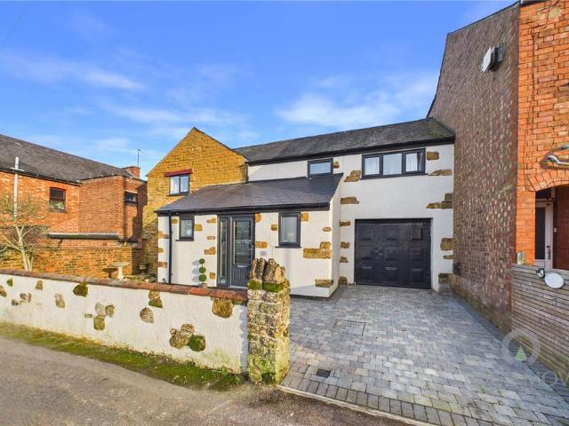 House for sale in Kingsthorpe, Northamptonshire