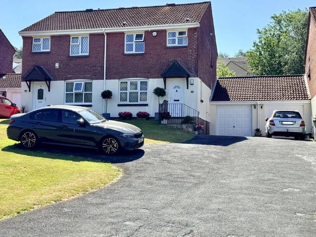 House for sale in Badgers Wood, Mount Wise