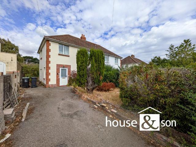 House for sale in Bear Cross, Bournemouth