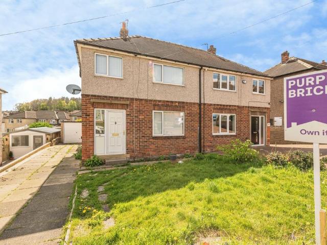 House for sale in Lascelles Hall, Fenay Bridge