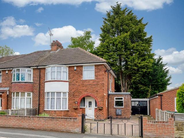House for sale in High Field, York