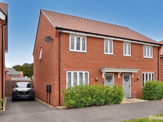House for sale in Sandymoor, Halton