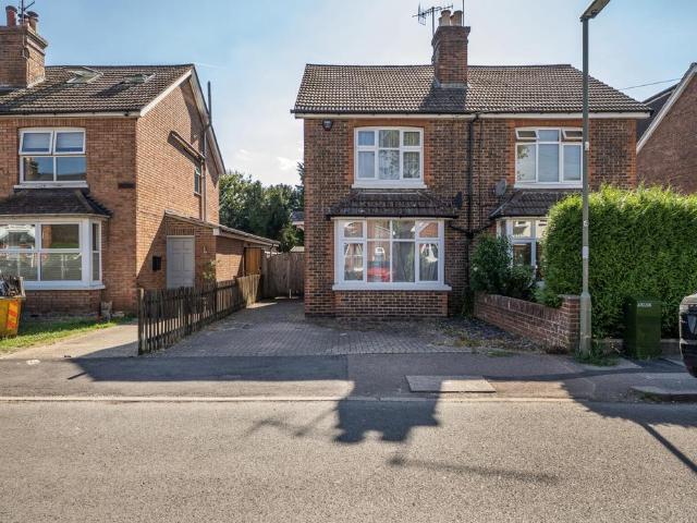 House for sale in Red Hill, Surrey