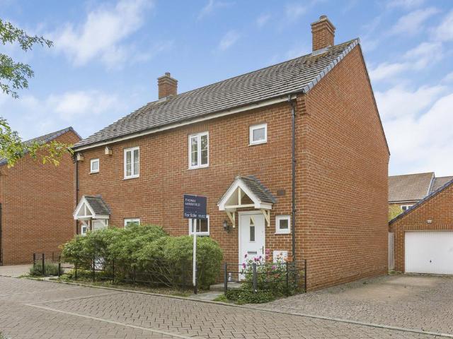 House for sale in Great Western Park North, Berrick Salome