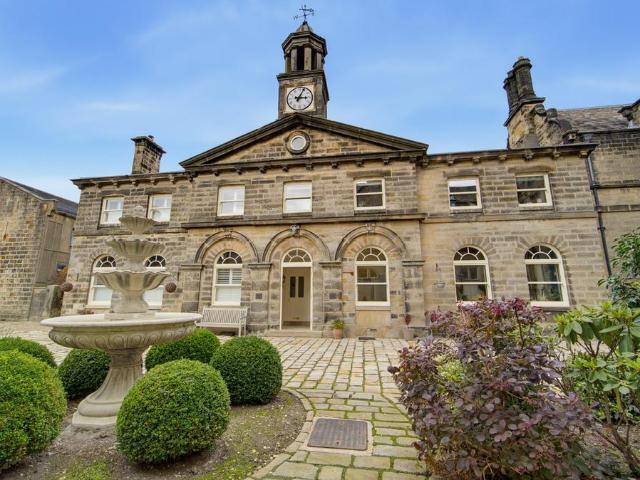 House for sale in Shaw Green, Beckwithshaw